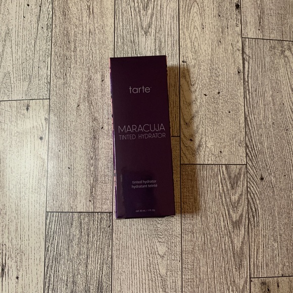 Tarts Maracuja Tinted Hydrator Moisturizer 425 Tan Sand - Picture 3 of 5